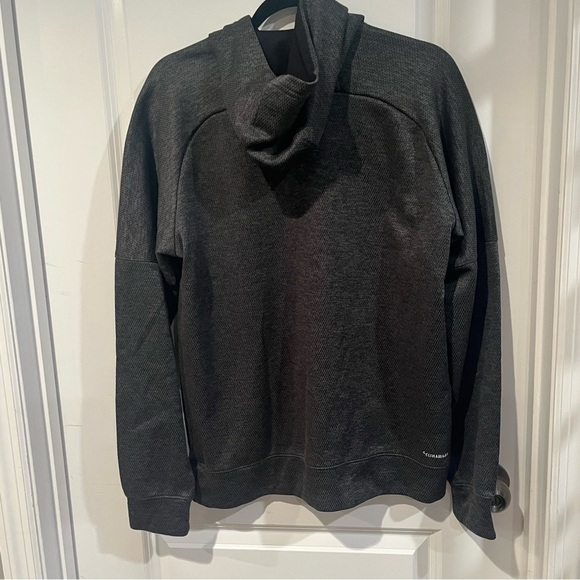 Adidas gray hoodie, men’s size Medium. Very good condition - Picture 5 of 8